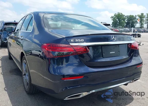 2023 Mercedes-Benz E 350 4Matic z USA, uszkodzony, nr VIN W1KZF8EB2PB145088